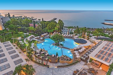  Mediterranean Beach Hotel Chipre